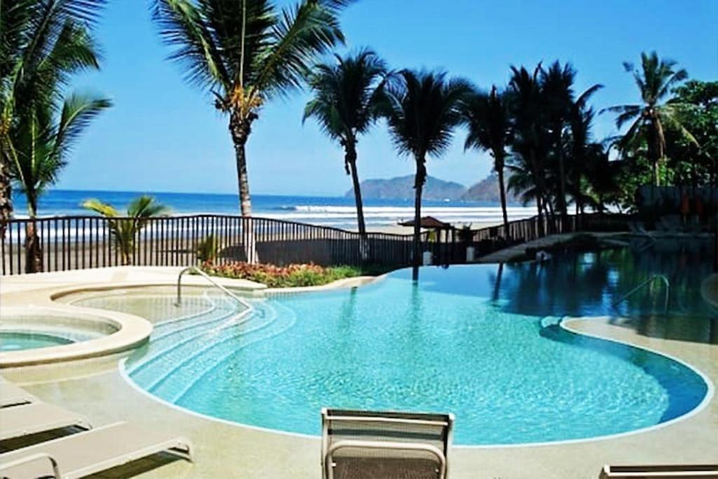 Secretjaco - Luxury Beach Front Penthouse With Pool & Jacuzzi Экстерьер фото