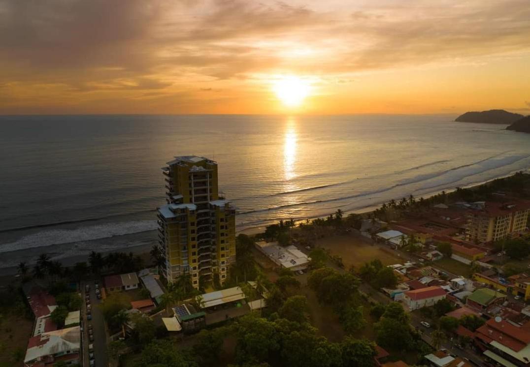 Secretjaco - Luxury Beach Front Penthouse With Pool & Jacuzzi Экстерьер фото